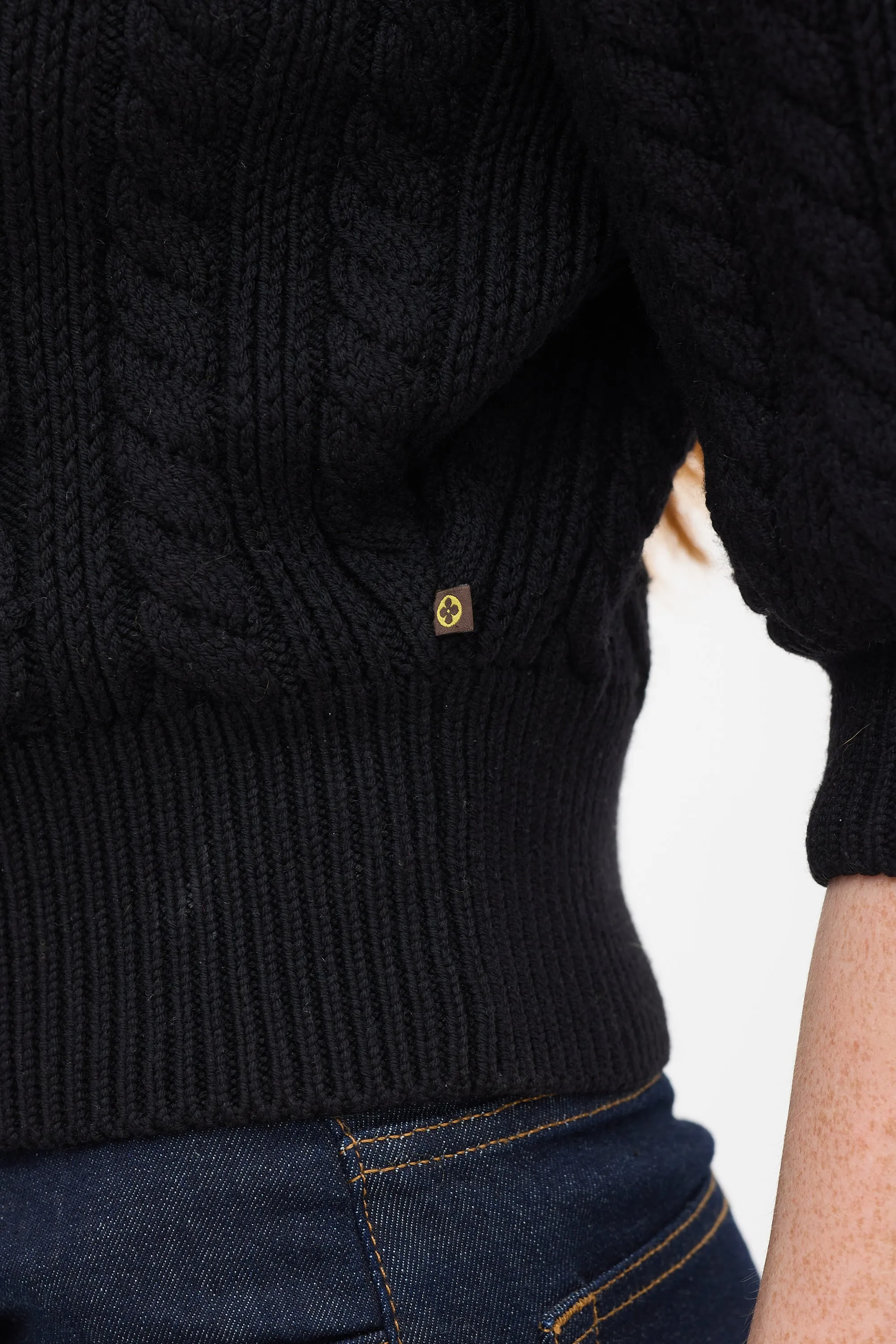Black Wool Cable Knit Short Sleeve Sweater