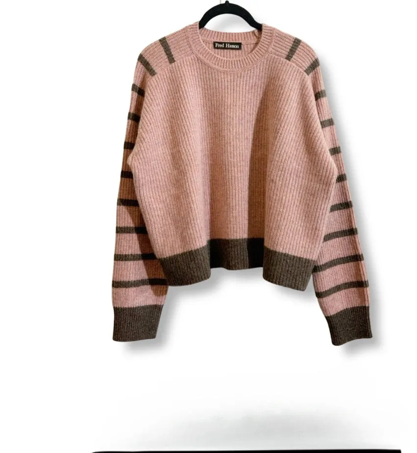 HASSON- Placed Stripe Shaker Crew Plush Pink/Brown