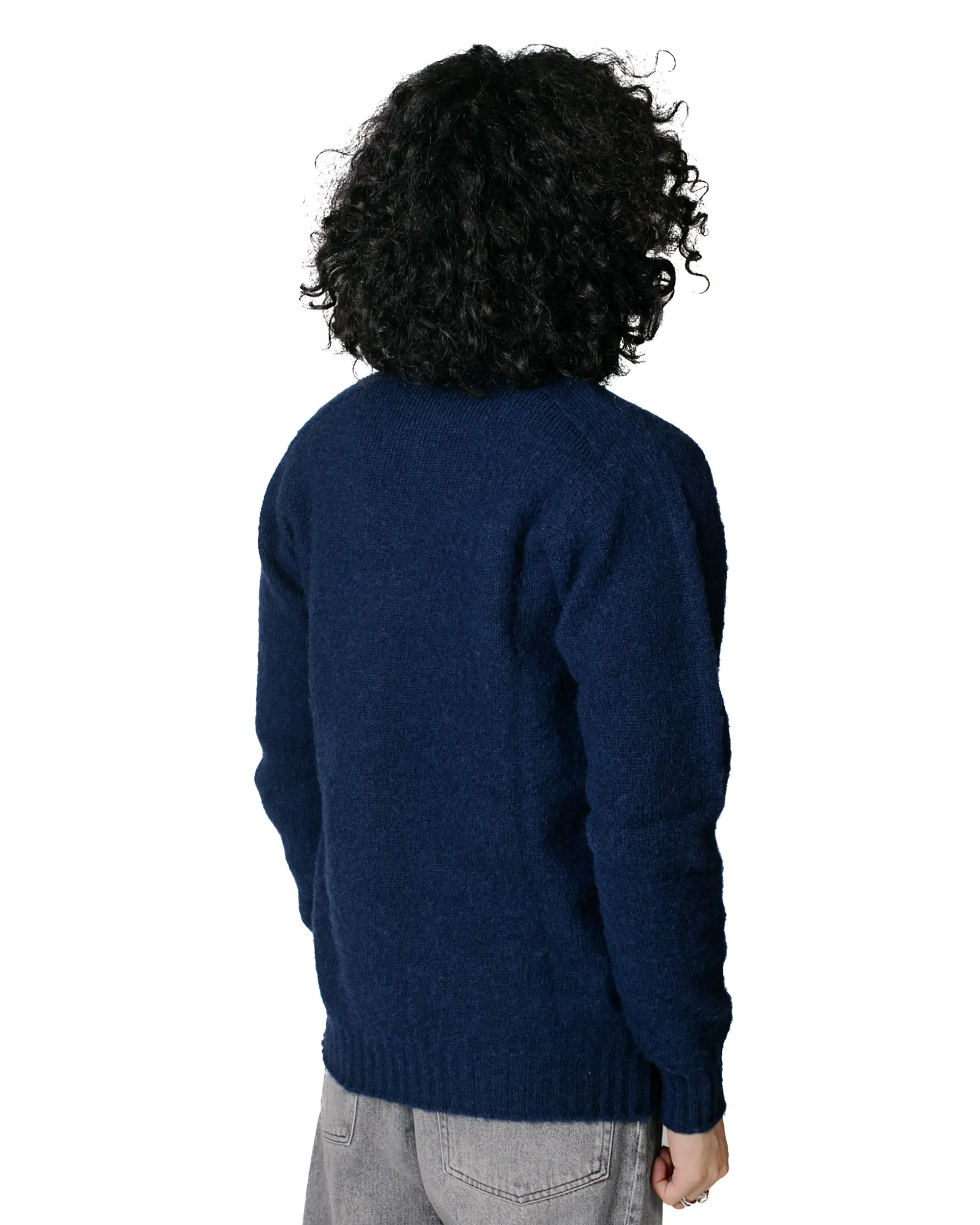 Howlin' Shaggy Bear V Neck Navy