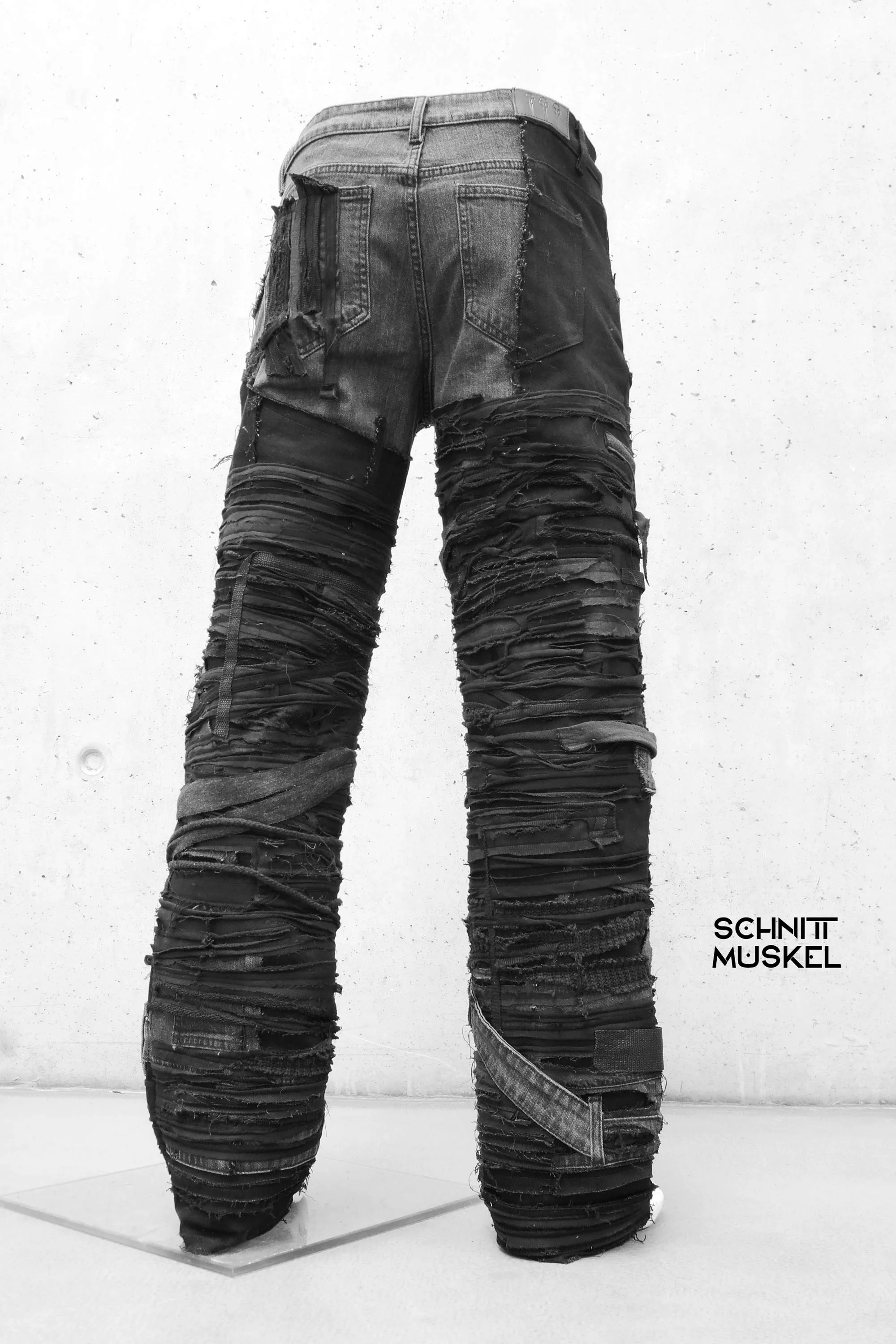 Jeans "destroyed"  Unikat