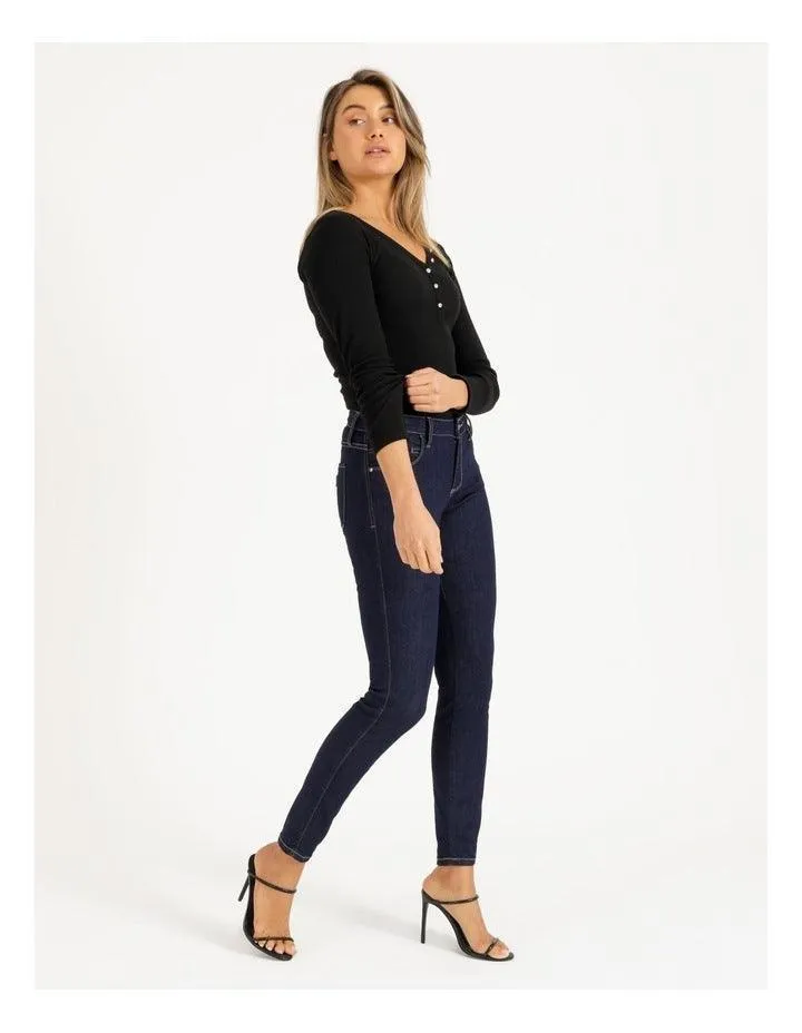NWT- Guess Denim 'Sexy Curve' Skinny Jeans -Size 25R
