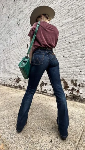 Wrangler Autumn Dark Slim Fit Bootcut