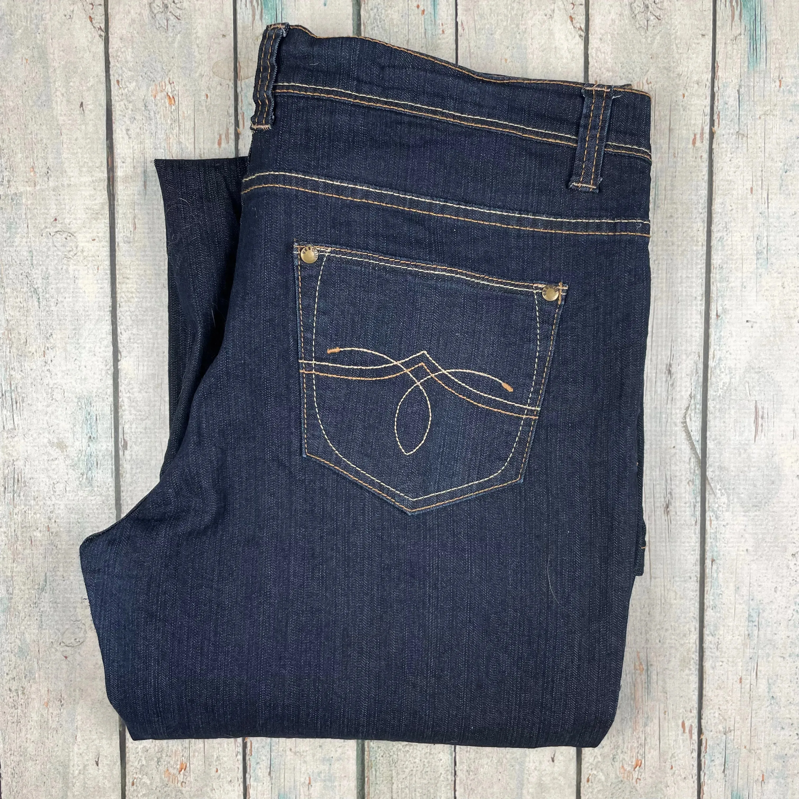 Yes Yes Jeans Italy Mid Waist Bootflare Jeans - Size 16